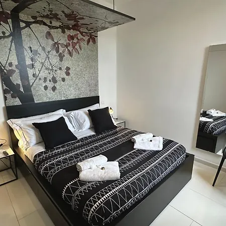 Apartment Domus Symmetrie